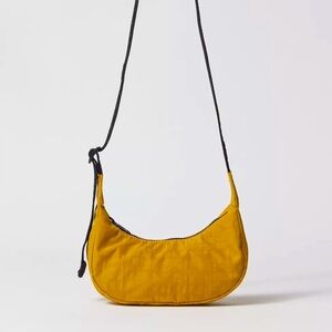 BAGGU UO Exclusive Mini Nylon Crescent Camel